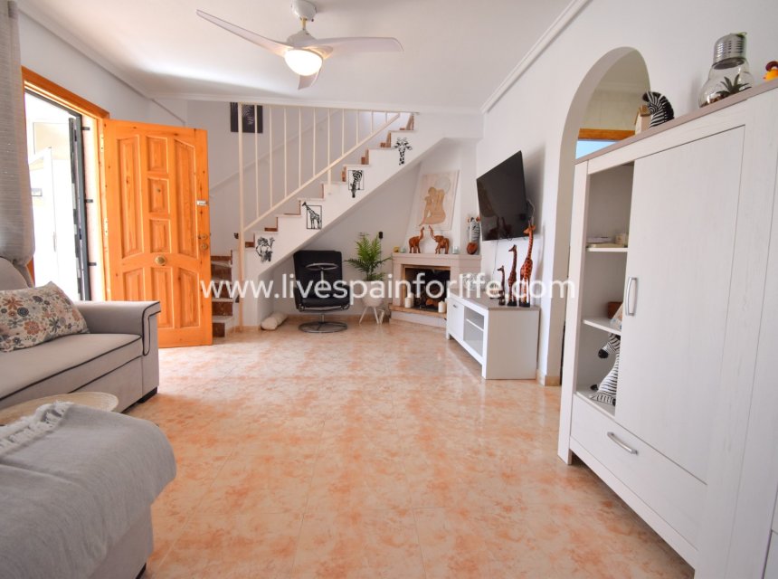 Herverkoop - Semi-detached house / Quad -
Orihuela Costa - Playa Flamenca
