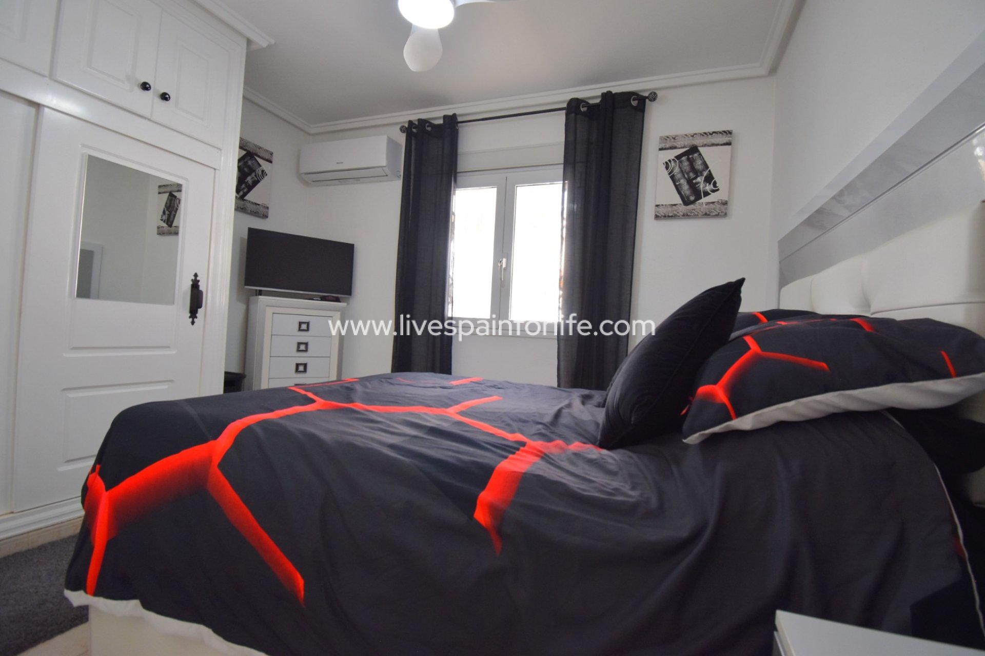 Herverkoop - Semi-detached house / Quad -
Orihuela Costa - Playa Flamenca
