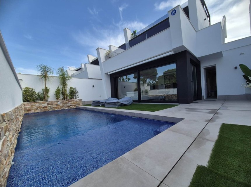 Herverkoop - Semi-detached house / Quad -
Santiago de La Ribera - Santiago de La Ribera - Town