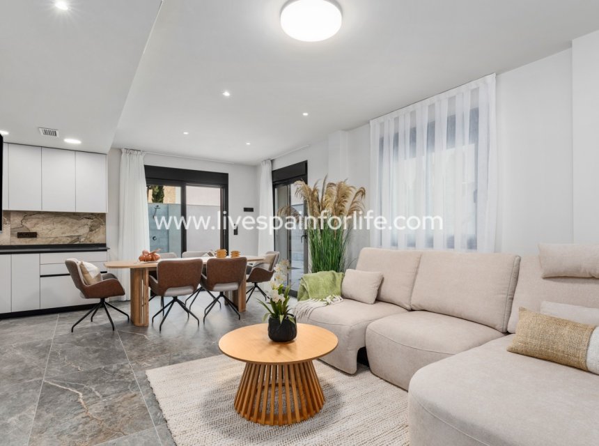 Herverkoop - Semi-detached house / Quad -
Torre de la Horadada - La Torre De La Horadada
