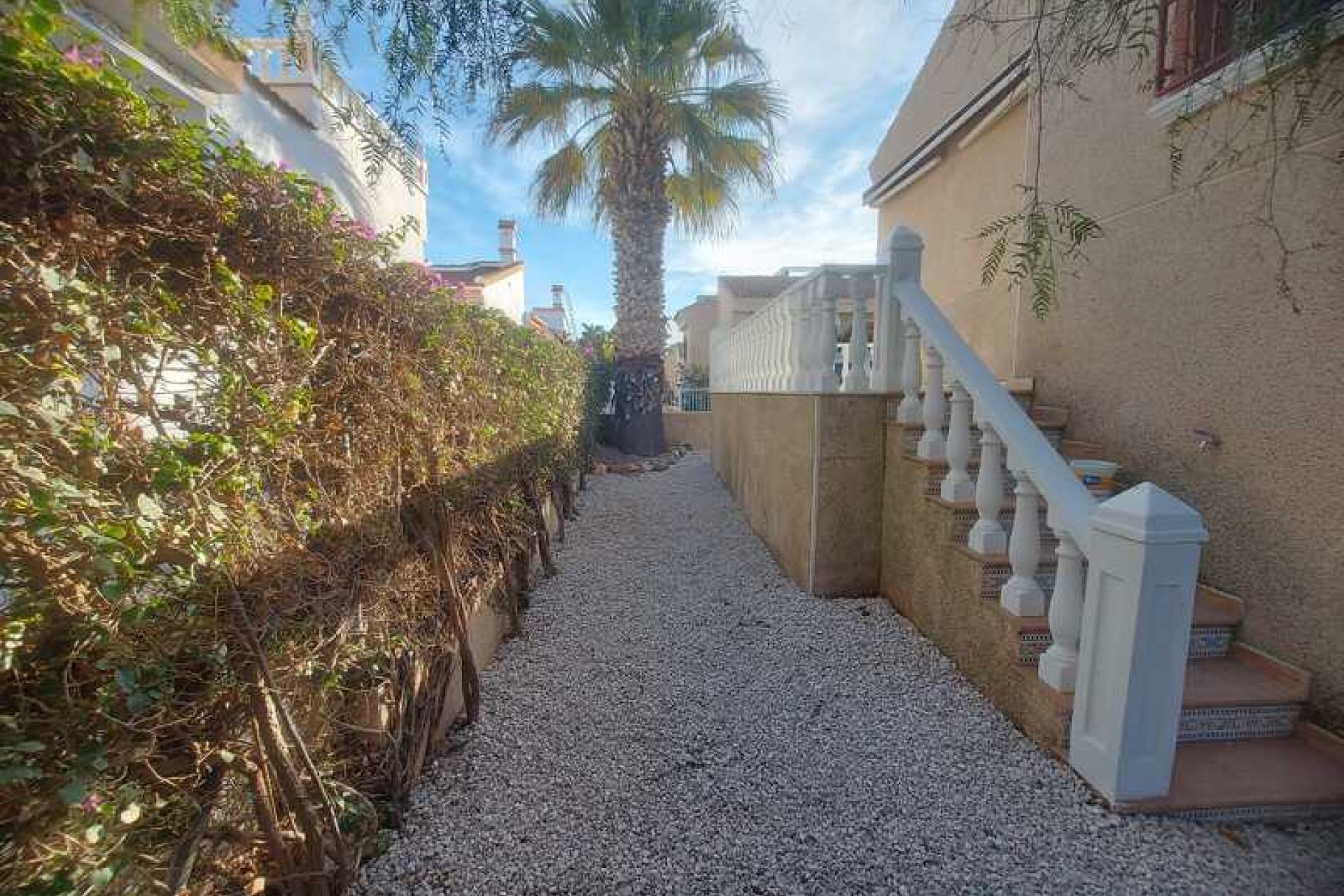 Herverkoop - Villa (alleenstaand) -
Algorfa - Castillo De Montemar