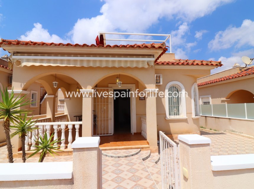 Herverkoop - Villa (alleenstaand) -
Algorfa - Lo Crispin