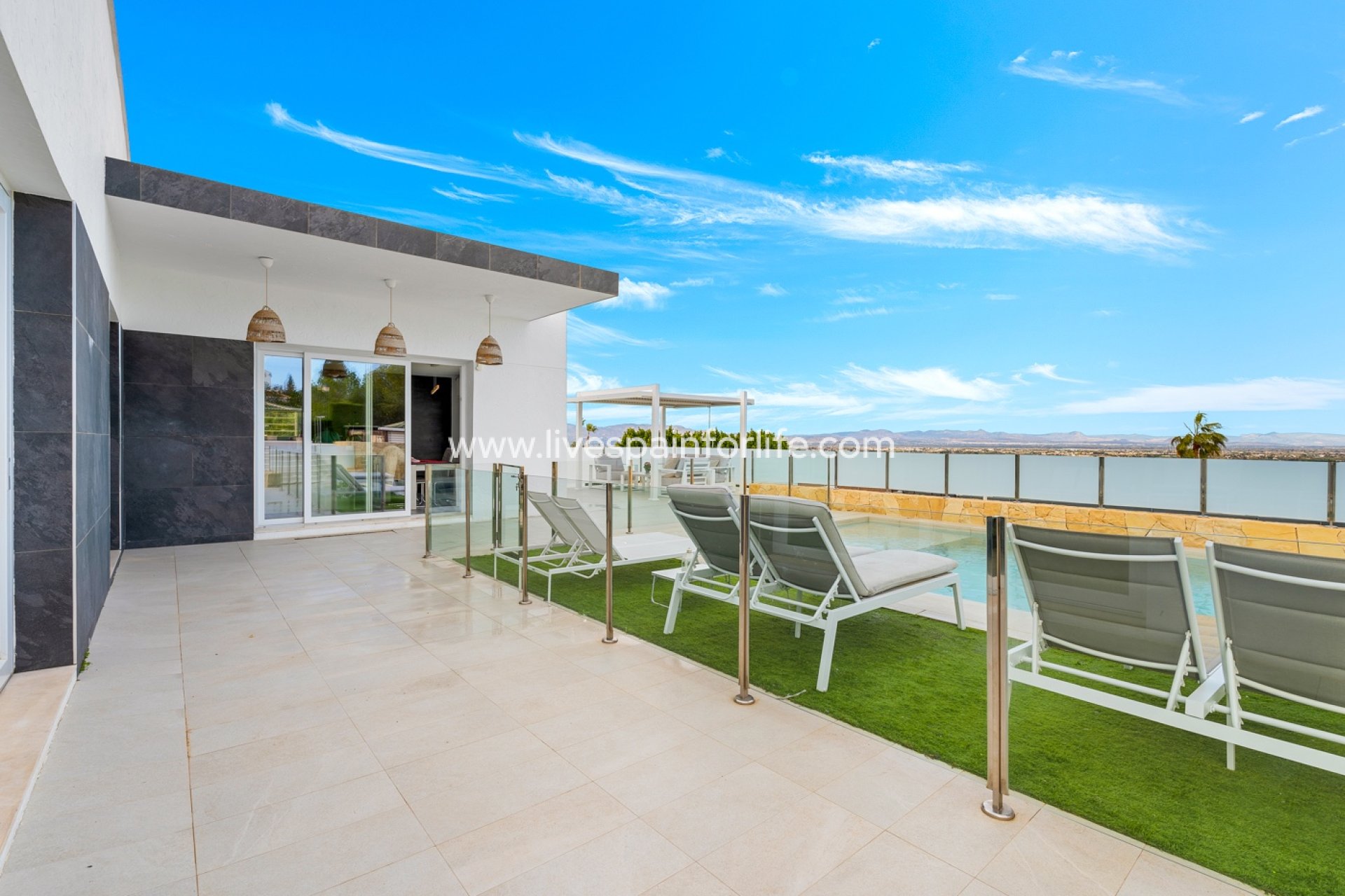 Herverkoop - Villa (alleenstaand) -
Algorfa - Lomas De La Juliana