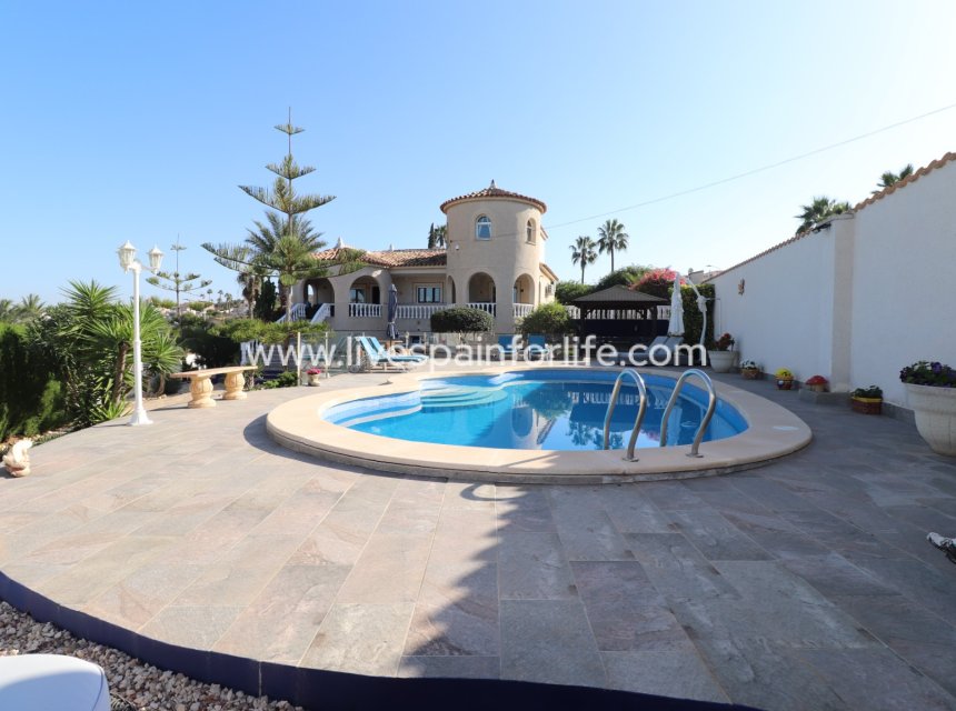 Herverkoop - Villa (alleenstaand) -
Algorfa - Lomas de La Juliana