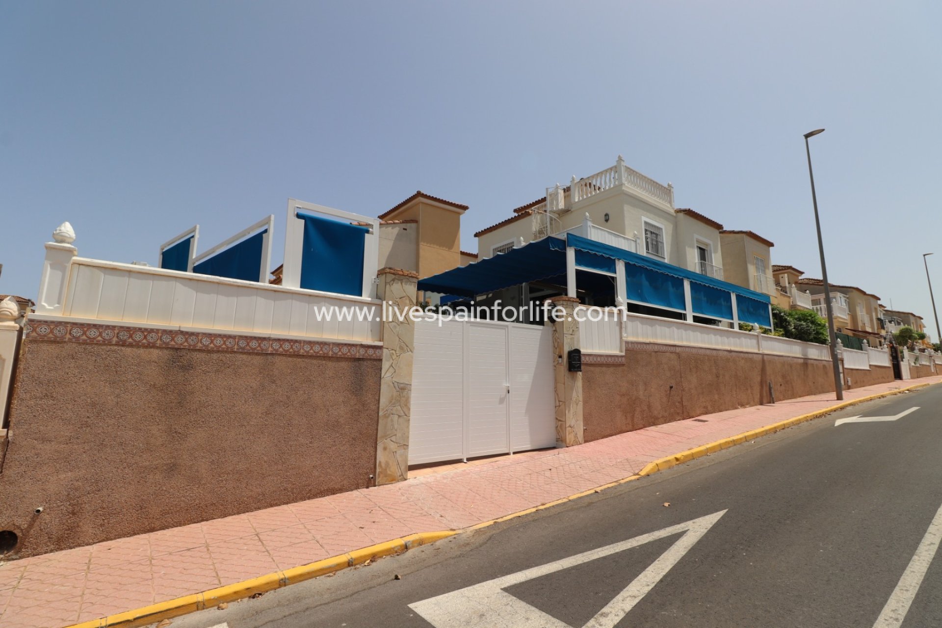 Herverkoop - Villa (alleenstaand) -
Algorfa - Montebello
