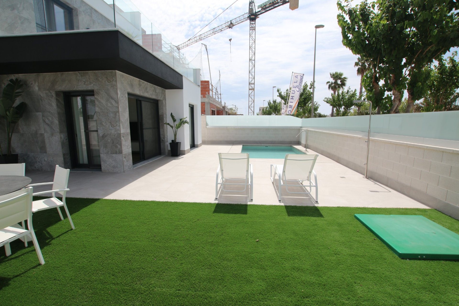 Herverkoop - Villa (alleenstaand) -
Alicante