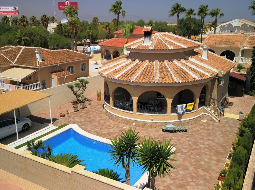 Herverkoop - Villa (alleenstaand) -
Benijofar - Monte Azul