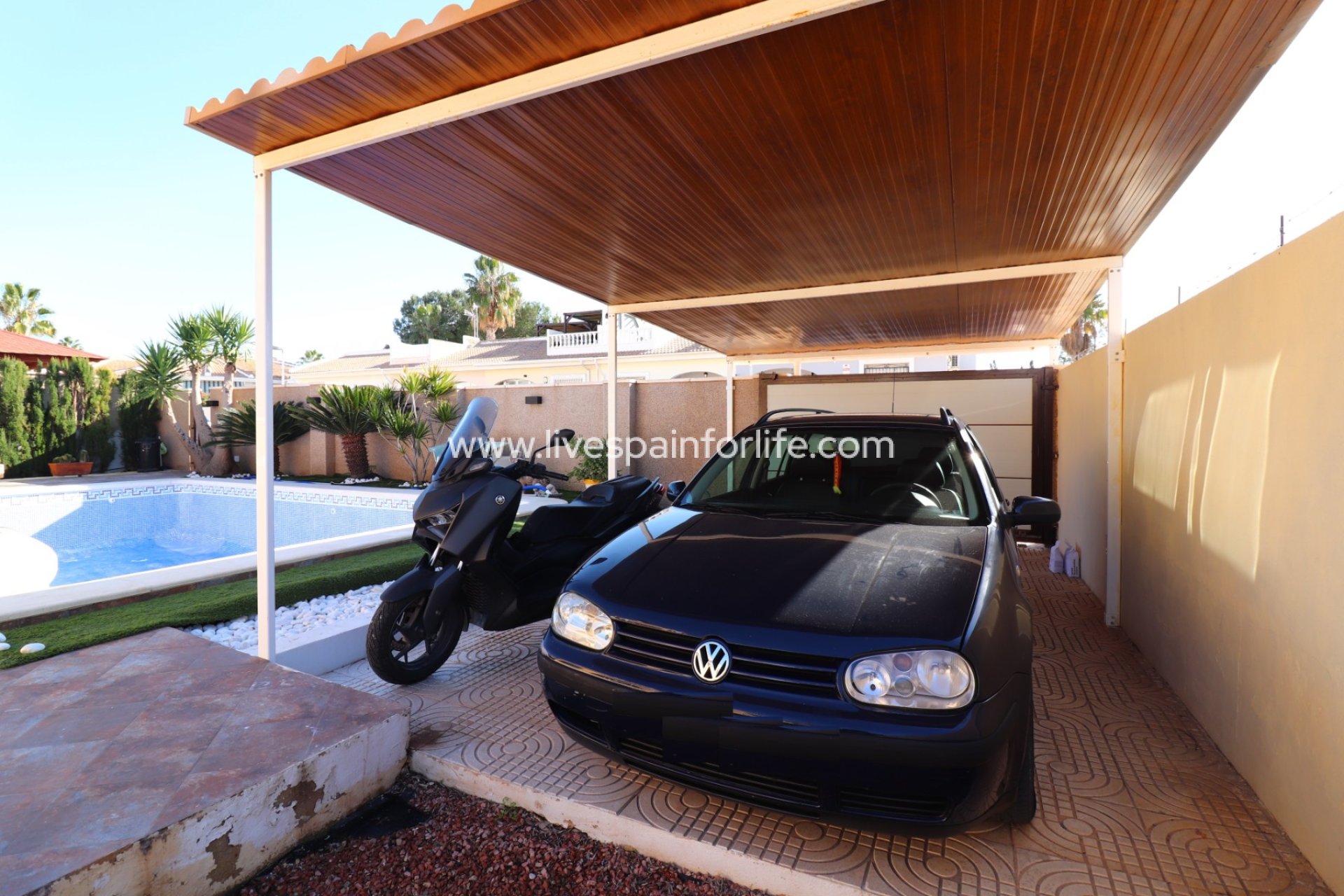 Herverkoop - Villa (alleenstaand) -
Benijofar - Monte Azul
