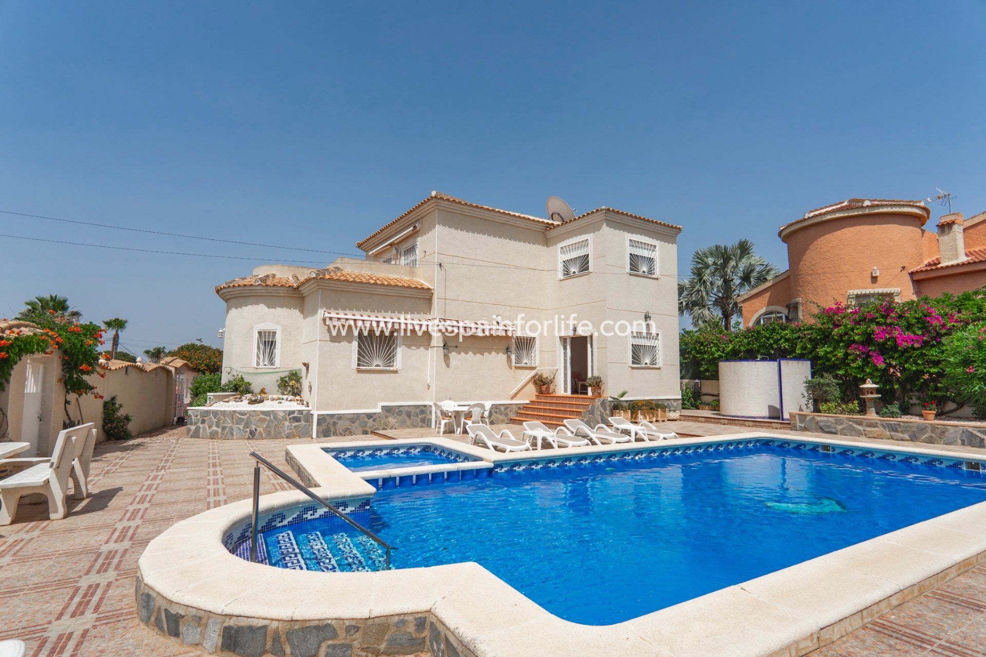 Herverkoop - Villa (alleenstaand) -
Ciudad Quesada - Campo De Golf La Marquesa