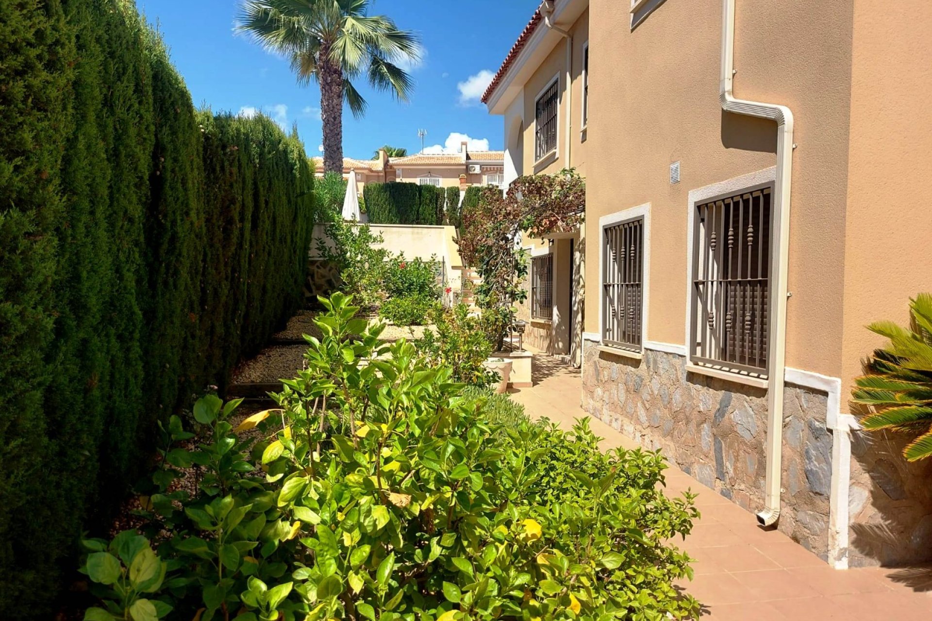 Herverkoop - Villa (alleenstaand) -
Ciudad Quesada