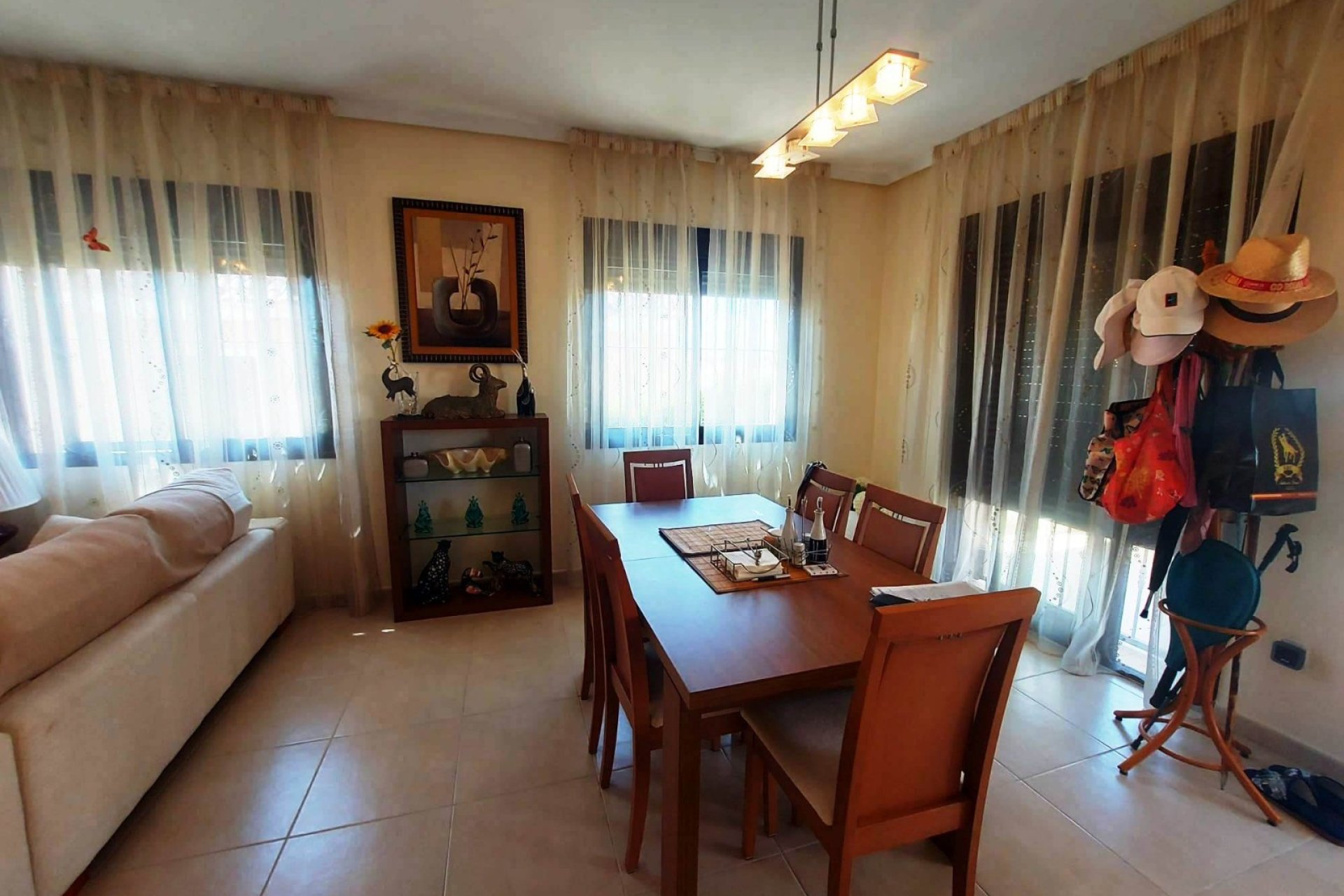 Herverkoop - Villa (alleenstaand) -
Ciudad Quesada