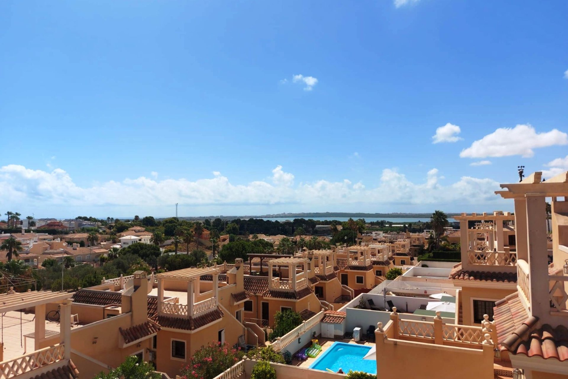 Herverkoop - Villa (alleenstaand) -
Ciudad Quesada