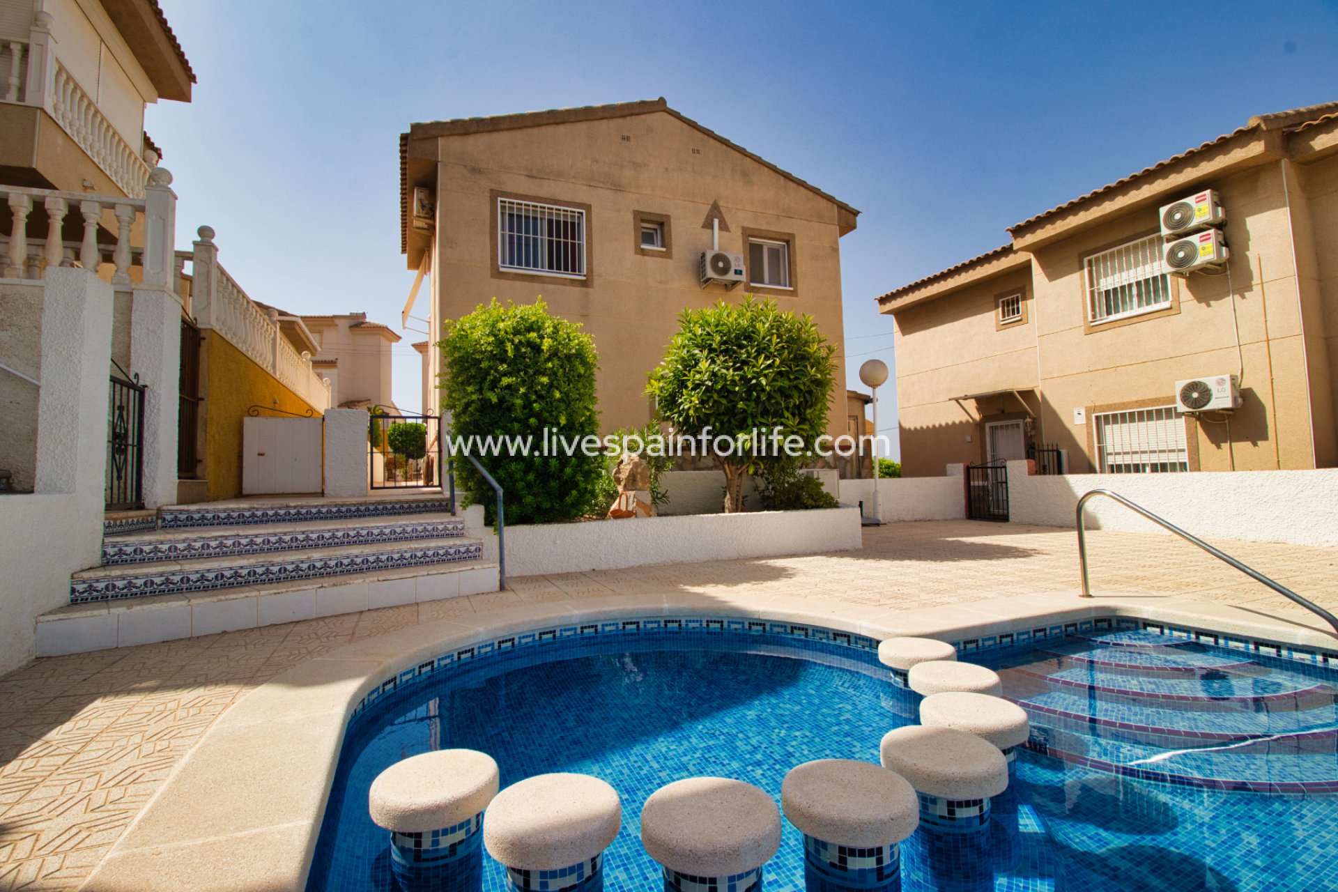 Herverkoop - Villa (alleenstaand) -
Ciudad Quesada