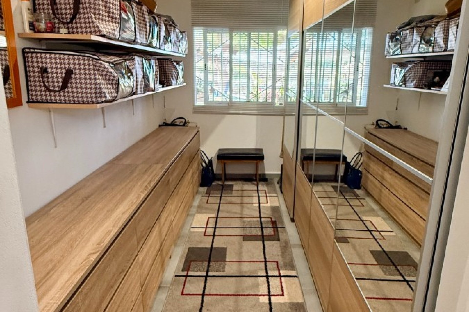 Herverkoop - Villa (alleenstaand) -
Elche - Center