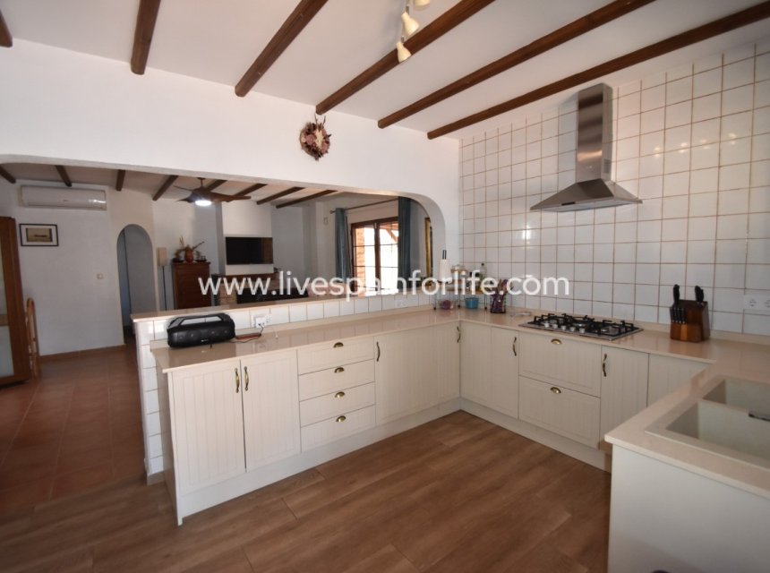 Herverkoop - Villa (alleenstaand) -
Formentera Del Segura - Fincas de La Vega