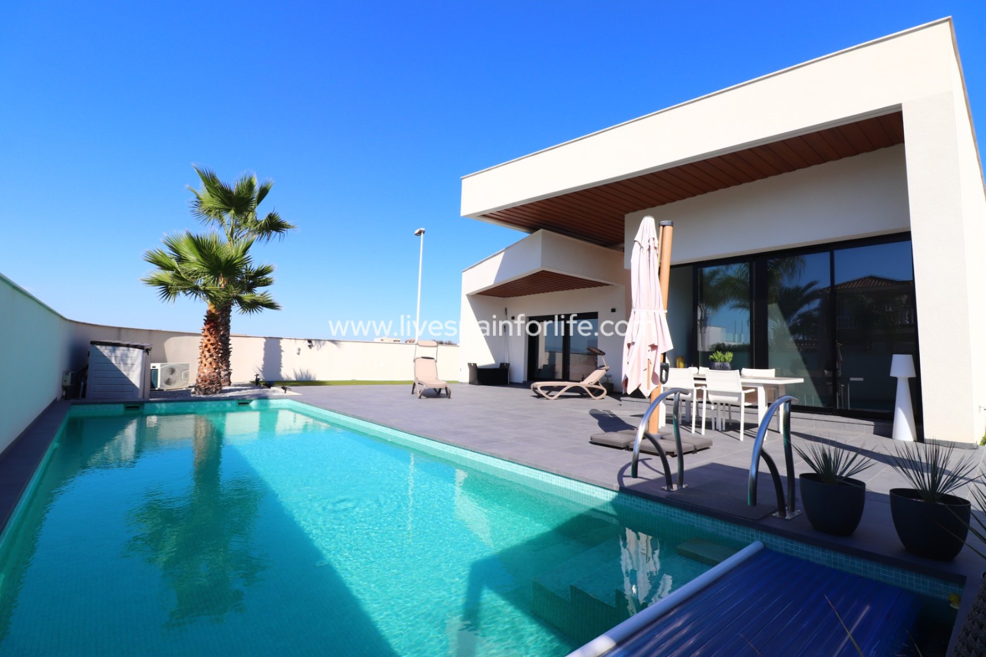 Herverkoop - Villa (alleenstaand) -
Formentera Del Segura - Fincas de La Vega