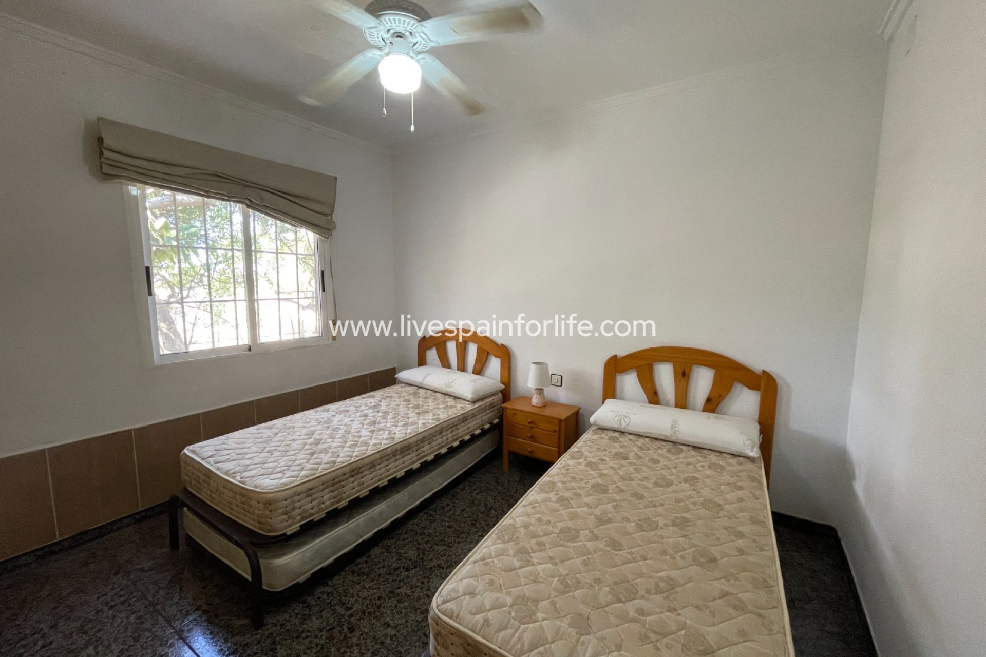 Herverkoop - Villa (alleenstaand) -
Guardamar del Segura - Valencian Community