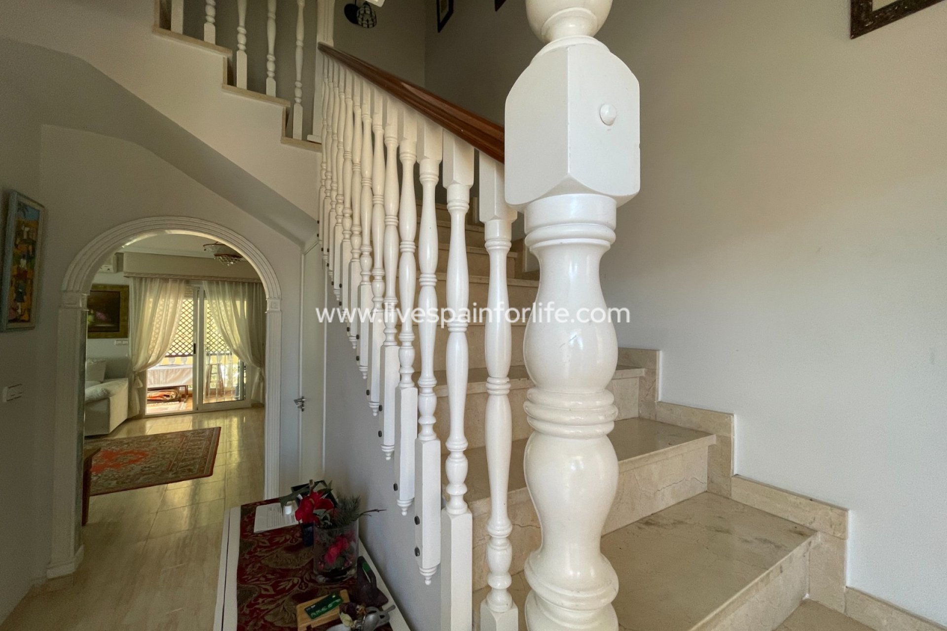 Herverkoop - Villa (alleenstaand) -
Guardamar del Segura