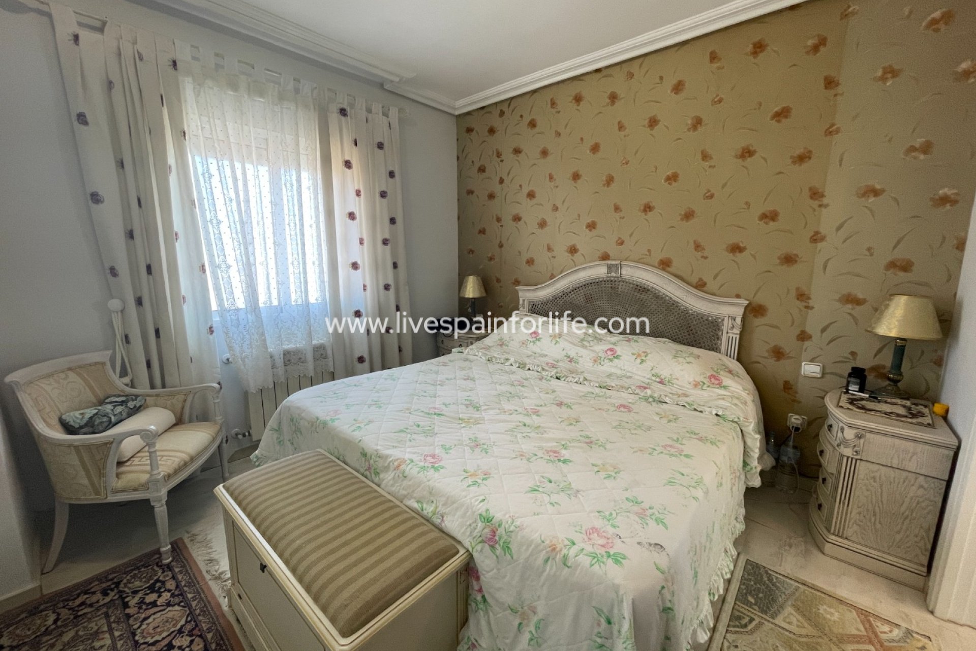 Herverkoop - Villa (alleenstaand) -
Guardamar del Segura