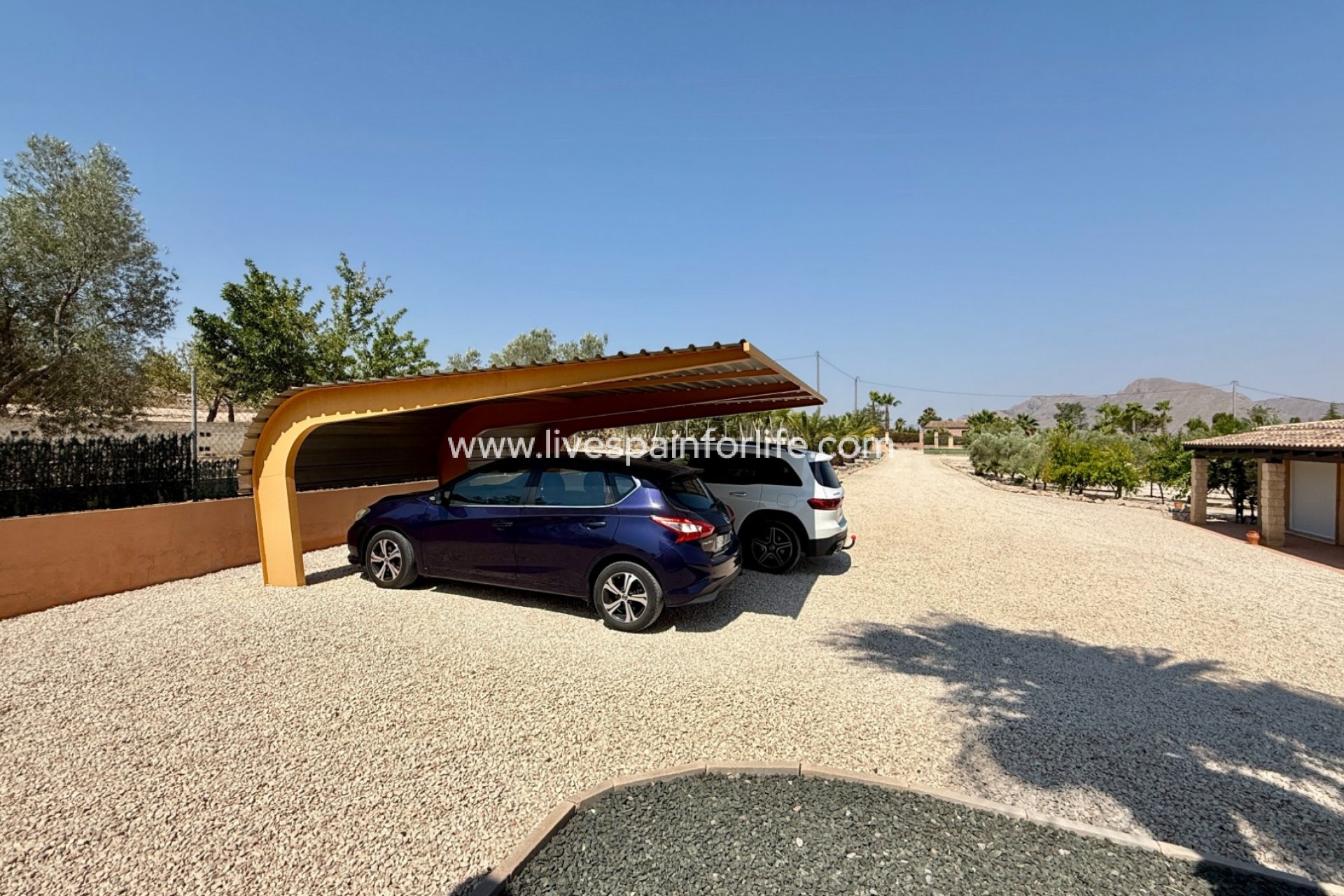 Herverkoop - Villa (alleenstaand) -
Hondon De Los Frailes