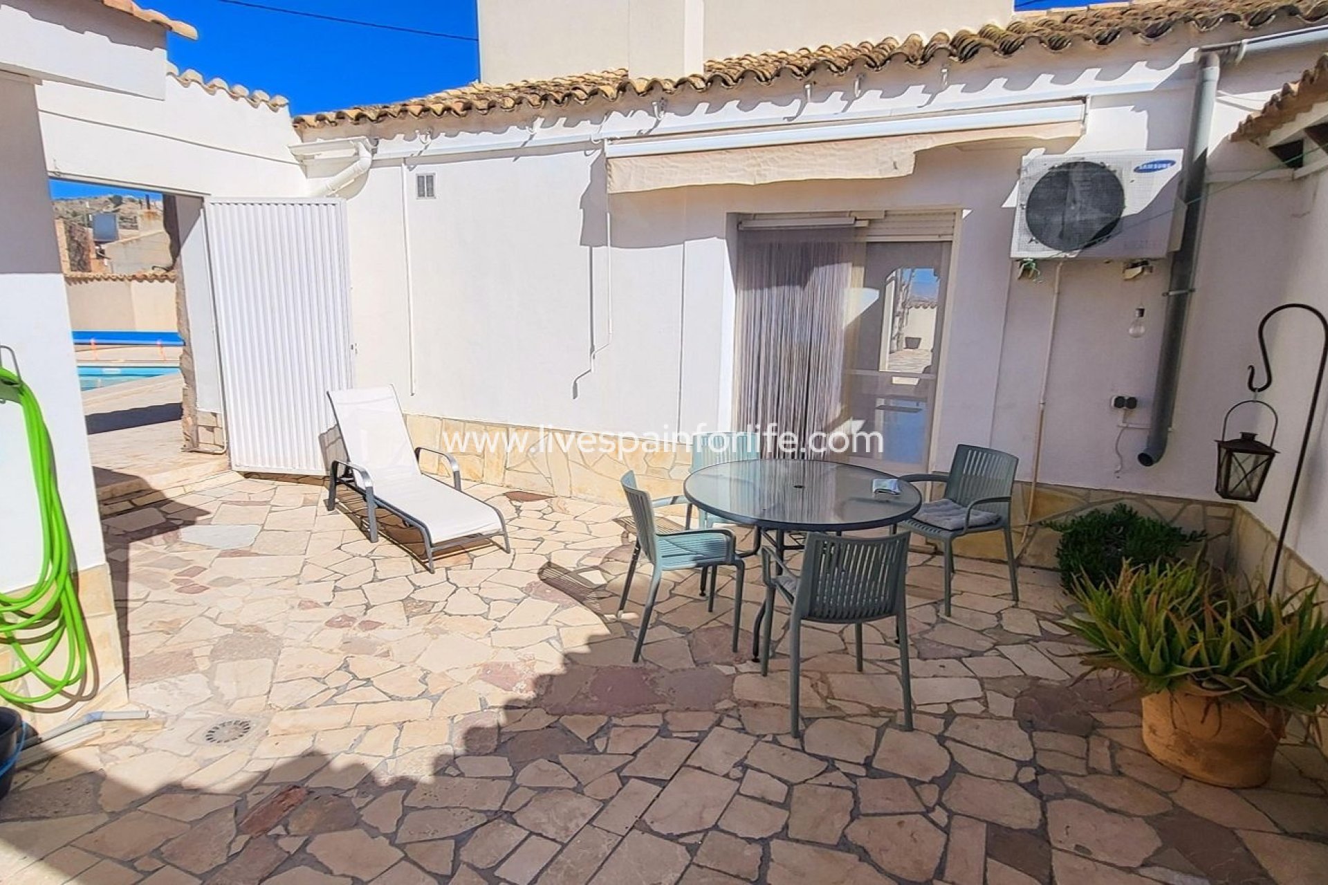 Herverkoop - Villa (alleenstaand) -
La Romana