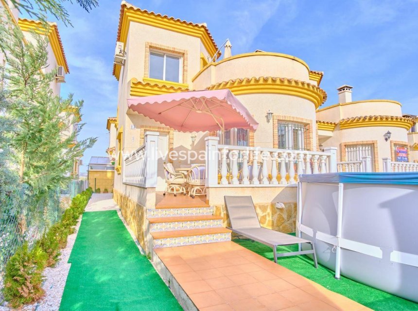 Herverkoop - Villa (alleenstaand) -
Los Montesinos - La Herrada