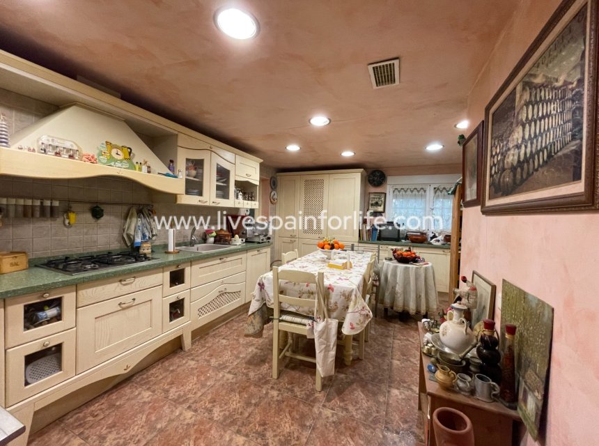 Herverkoop - Villa (alleenstaand) -
Orihuela Costa - Lomas de Cabo Roig