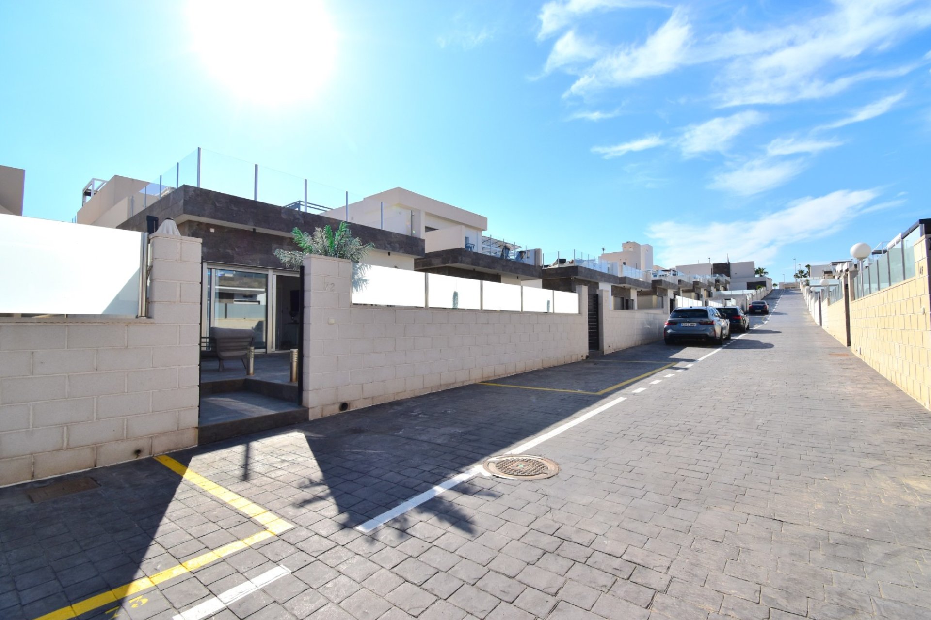 Herverkoop - Villa (alleenstaand) -
Orihuela Costa - Villamartin