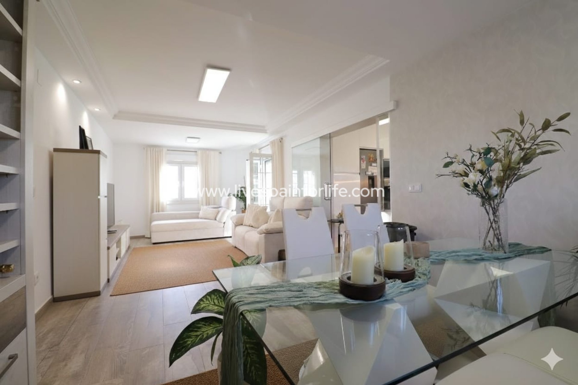 Herverkoop - Villa (alleenstaand) -
Orihuela Costa - Villamartin