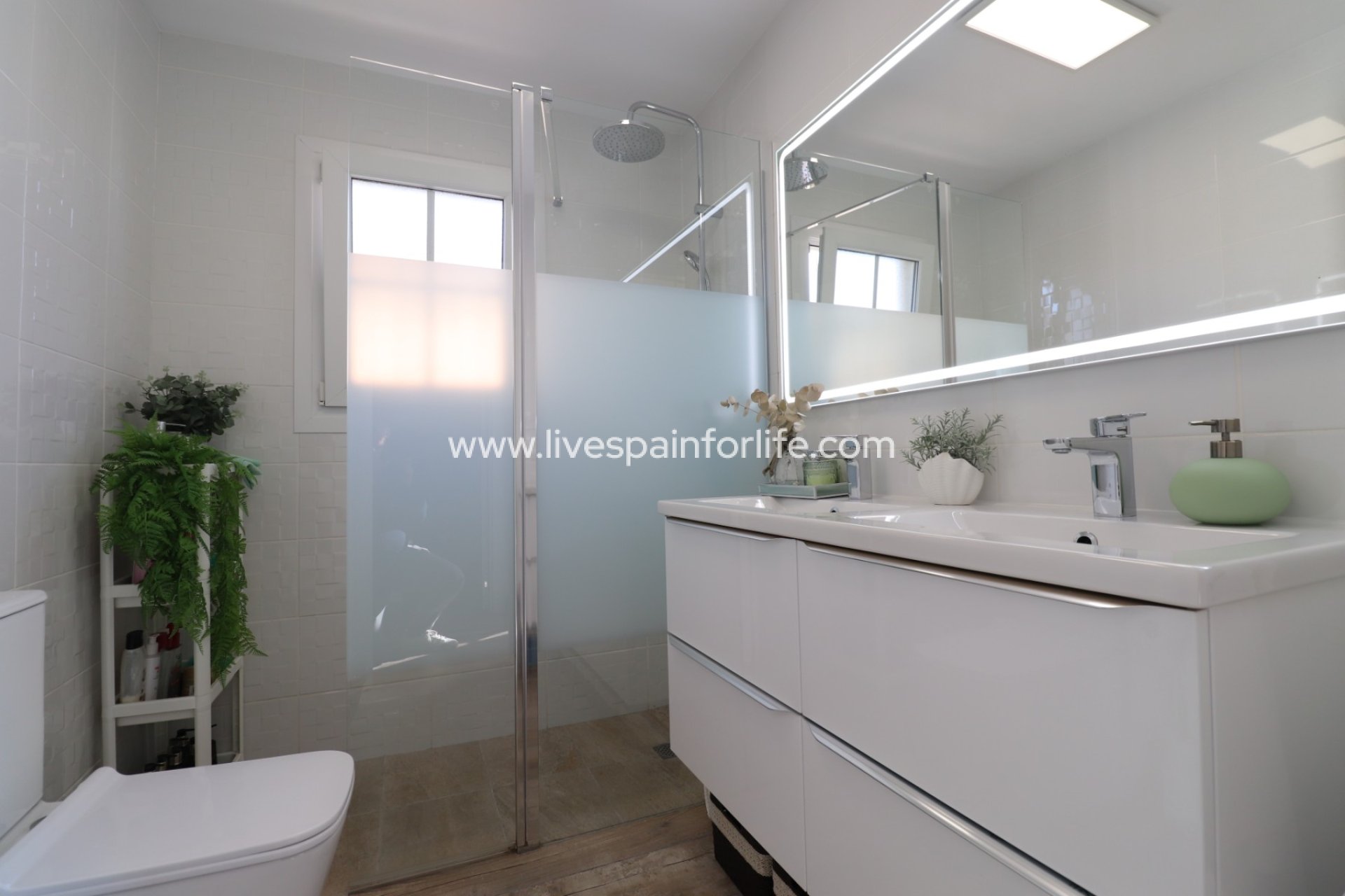 Herverkoop - Villa (alleenstaand) -
Orihuela Costa - Villamartin