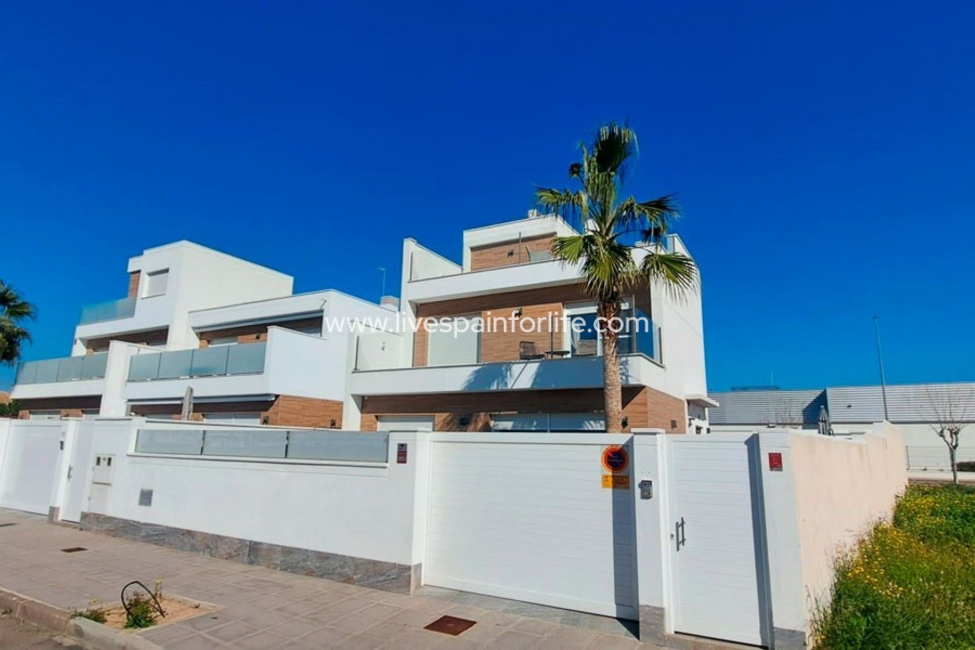 Herverkoop - Villa (alleenstaand) -
Pilar de la Horadada - Pilar de La Horadada - Town