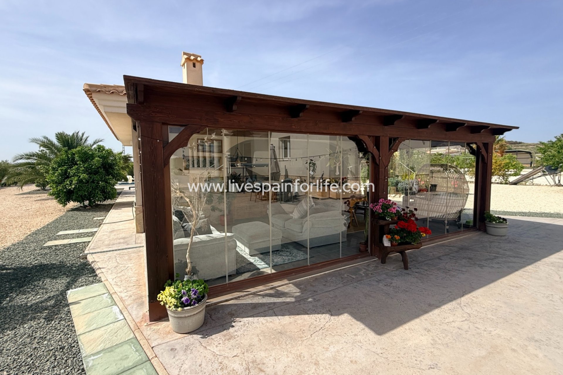 Herverkoop - Villa (alleenstaand) -
Pinoso