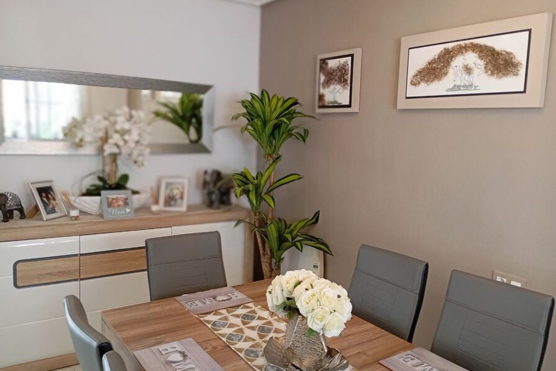 Herverkoop - Villa (alleenstaand) -
Villamartin