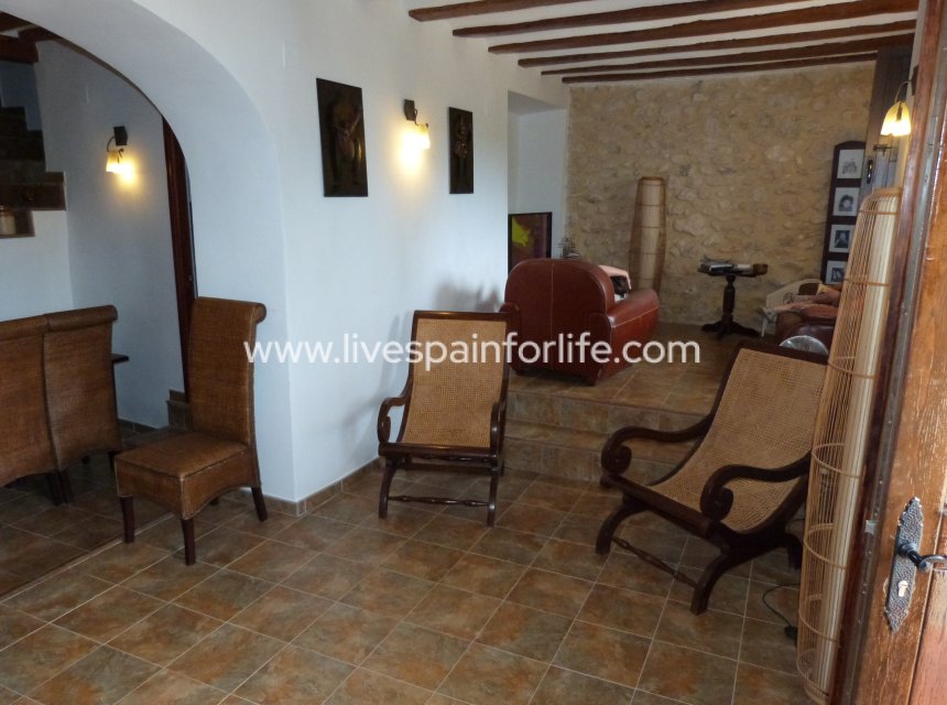  -  -
Ibi - Ibi - Country