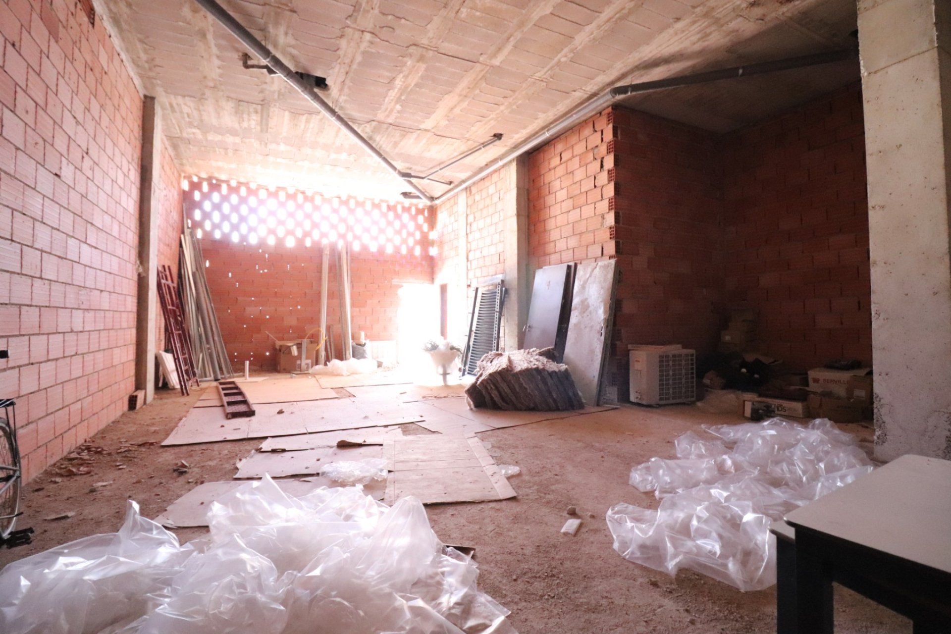  - Kommerziell -
Los Montesinos - Laguna Green