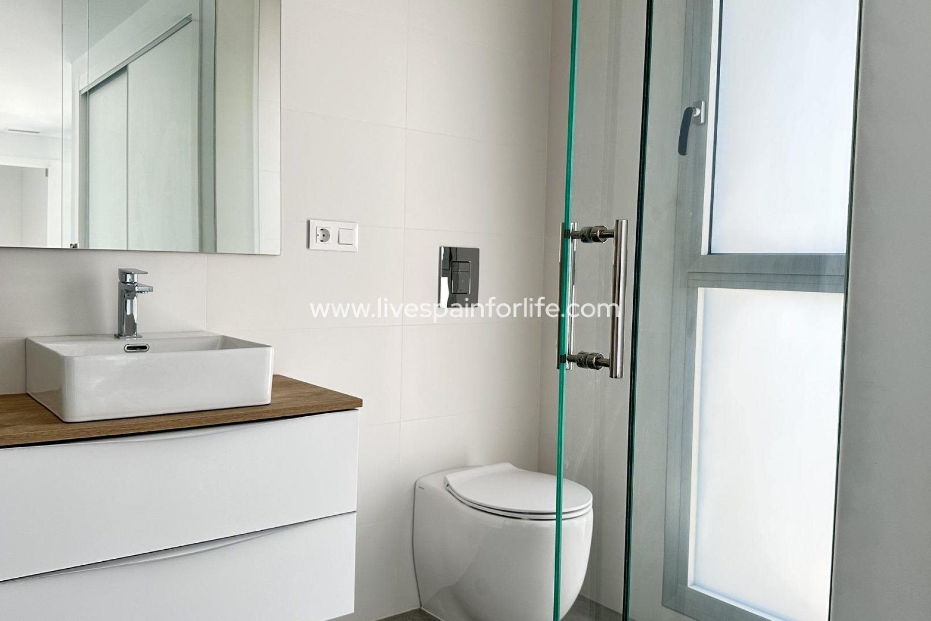  -  -
 - La Finca Golf