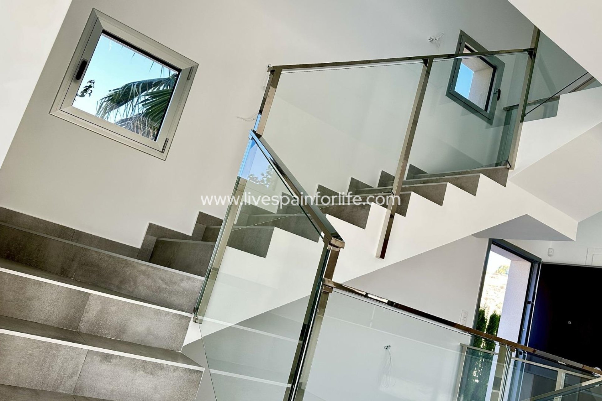  -  -
 - La Finca Golf