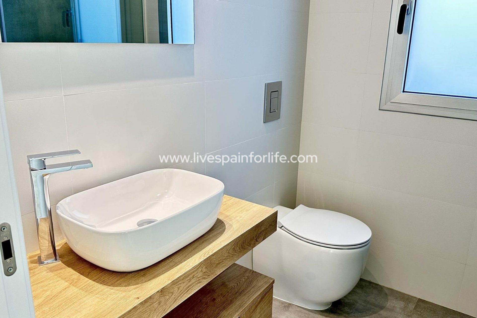  -  -
 - La Finca Golf