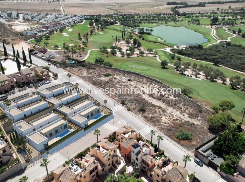  -  -
 - La Finca Golf