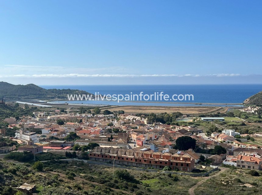  -  -
La Union - centro