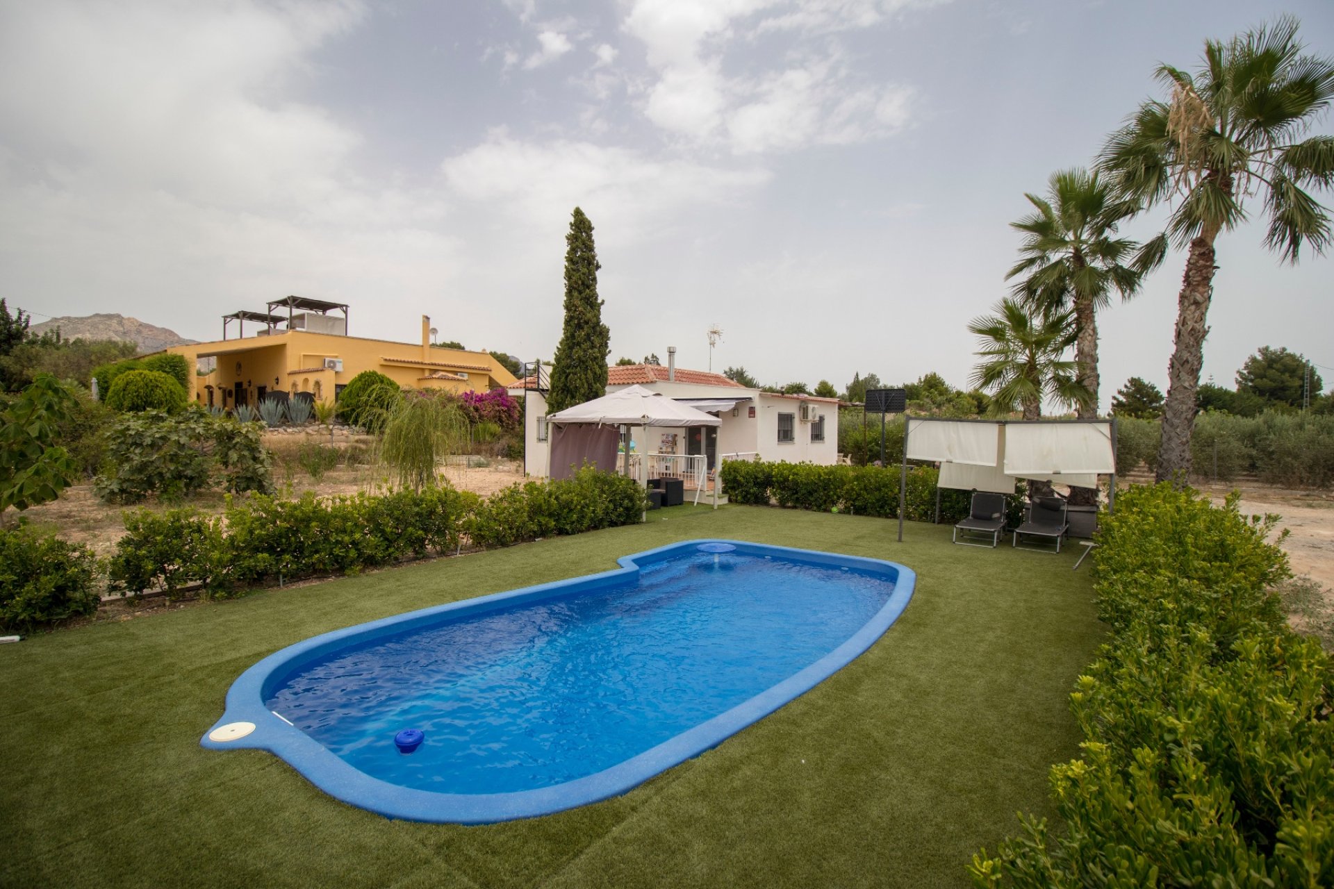 Langzeitmiete - Country house -
Albatera