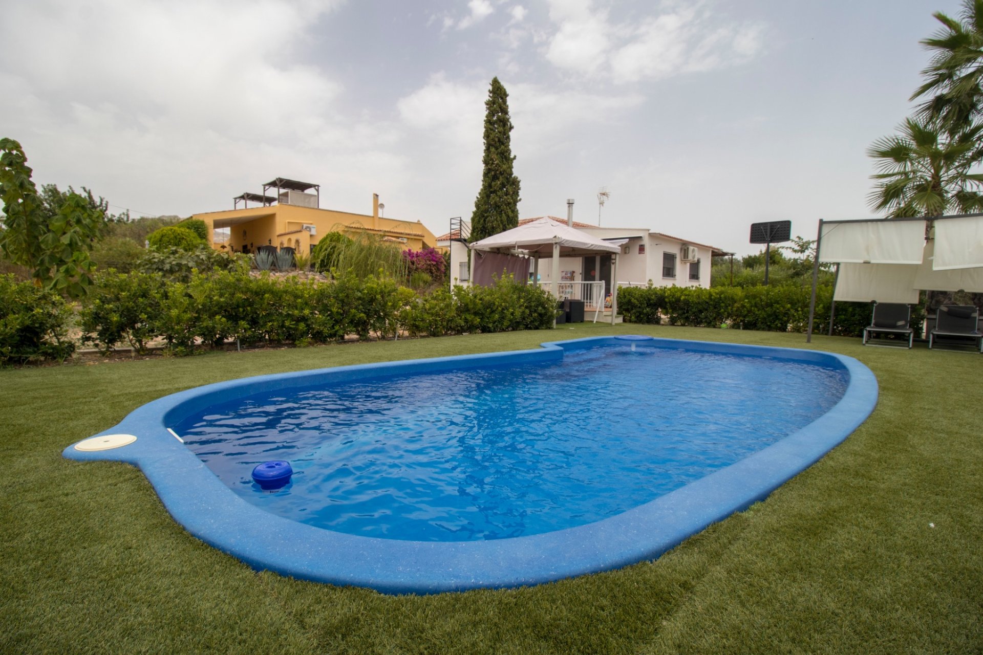 Langzeitmiete - Country house -
Albatera