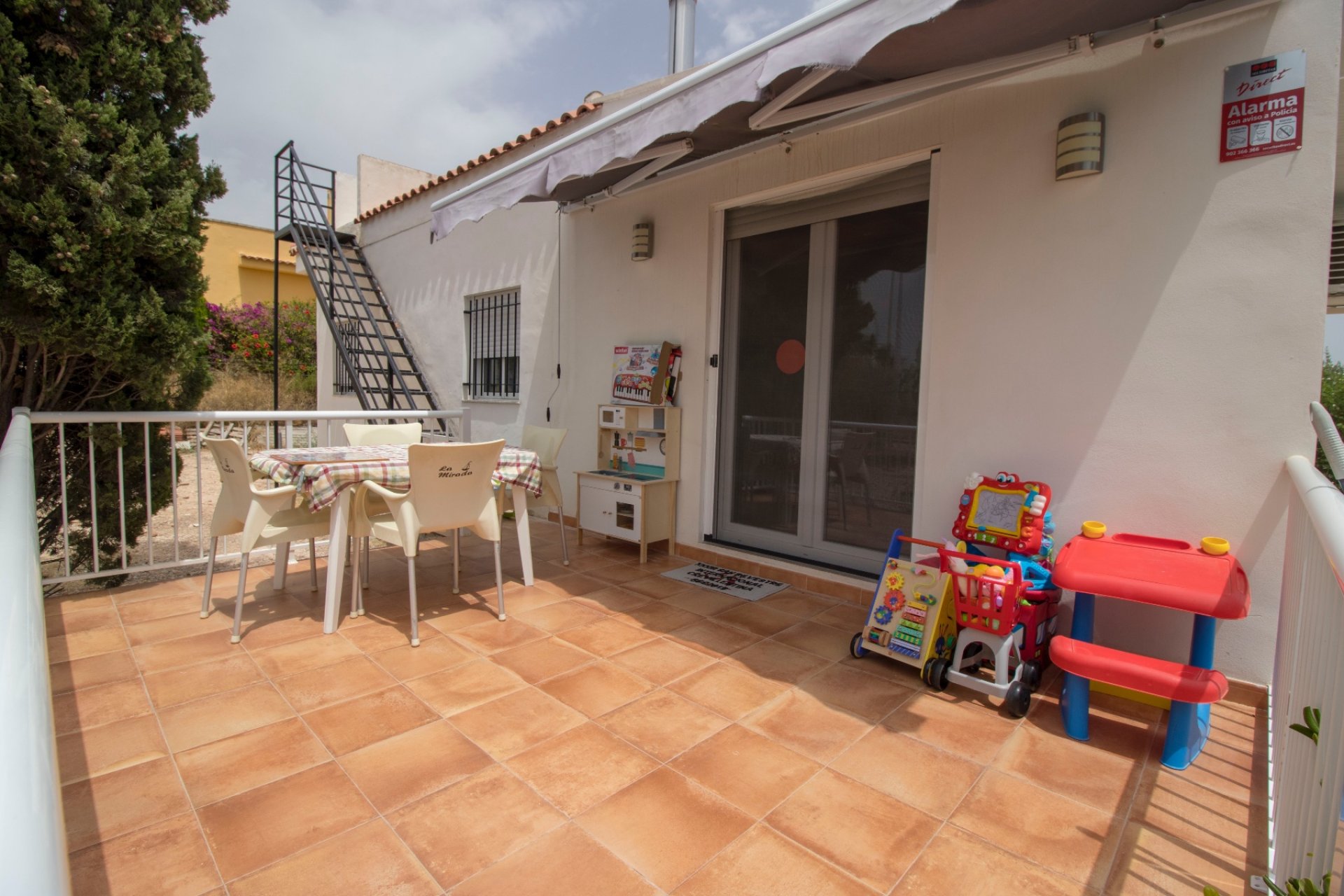 Langzeitmiete - Country house -
Albatera