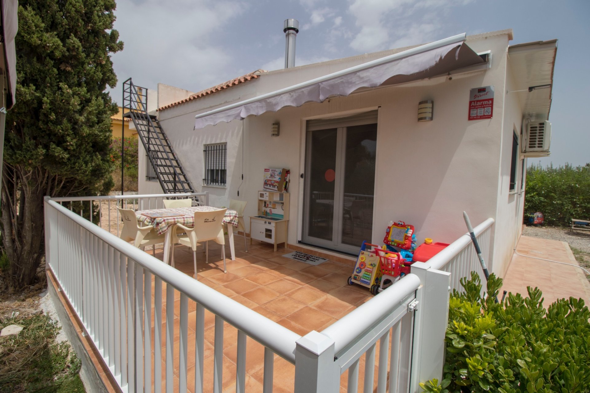 Langzeitmiete - Country house -
Albatera