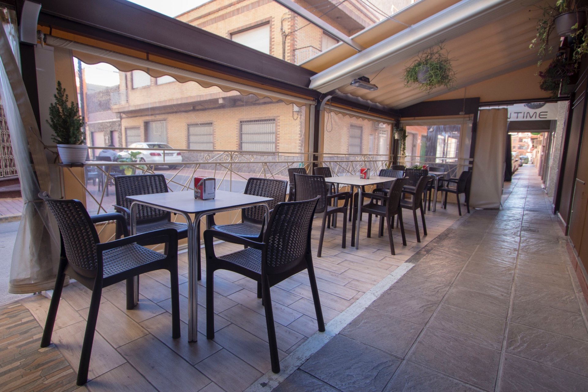 Location durée long terme - Commercial -
Albatera