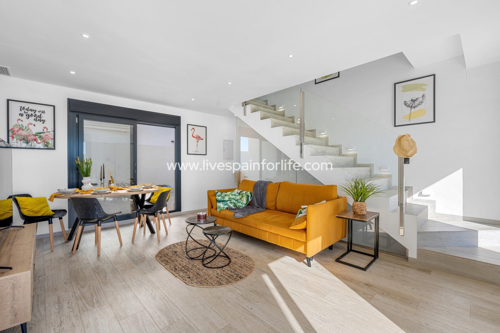  -  -
Los Alcazares - Bahia Bella