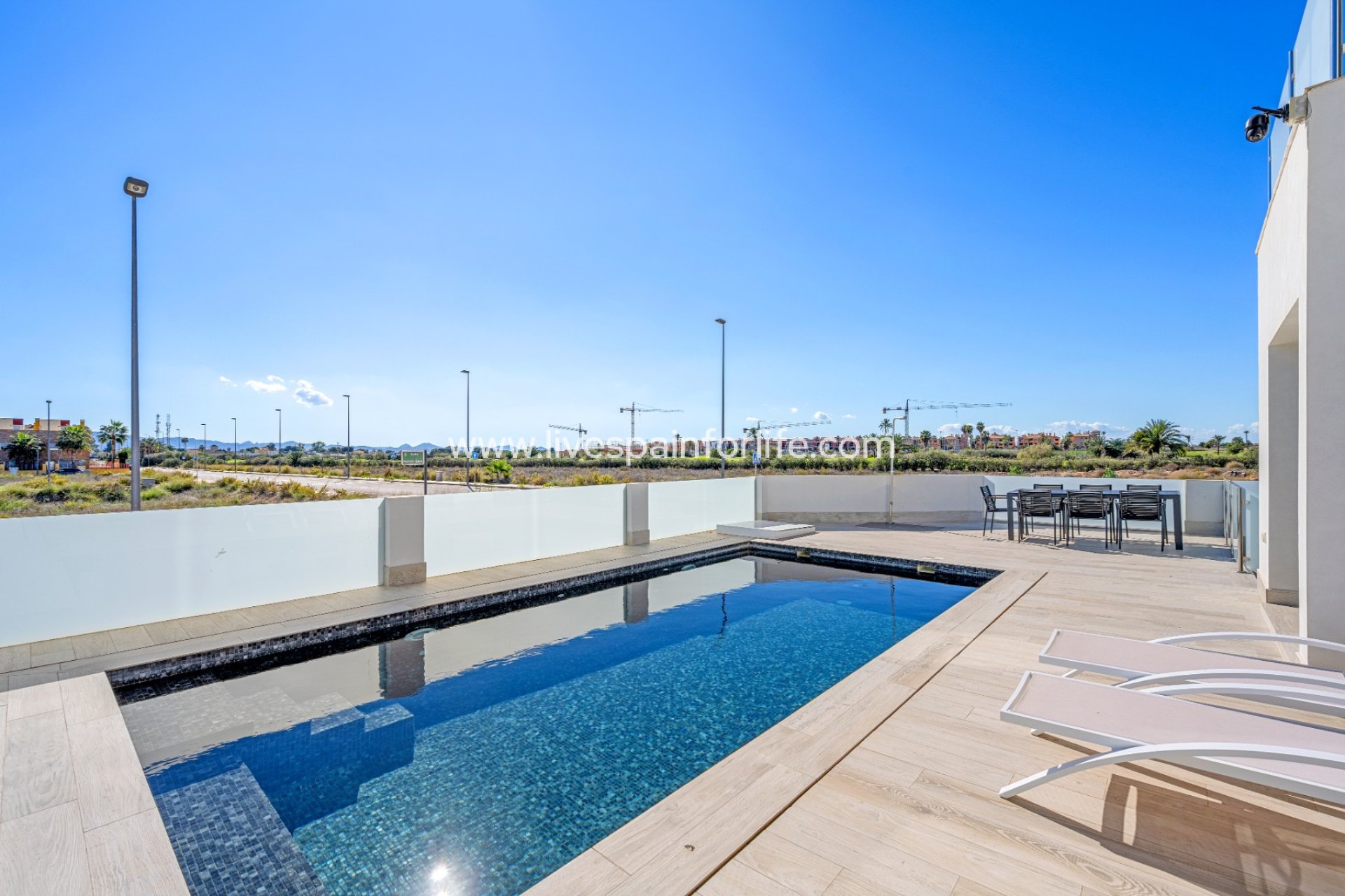  -  -
Los Alcazares - Bahia Bella