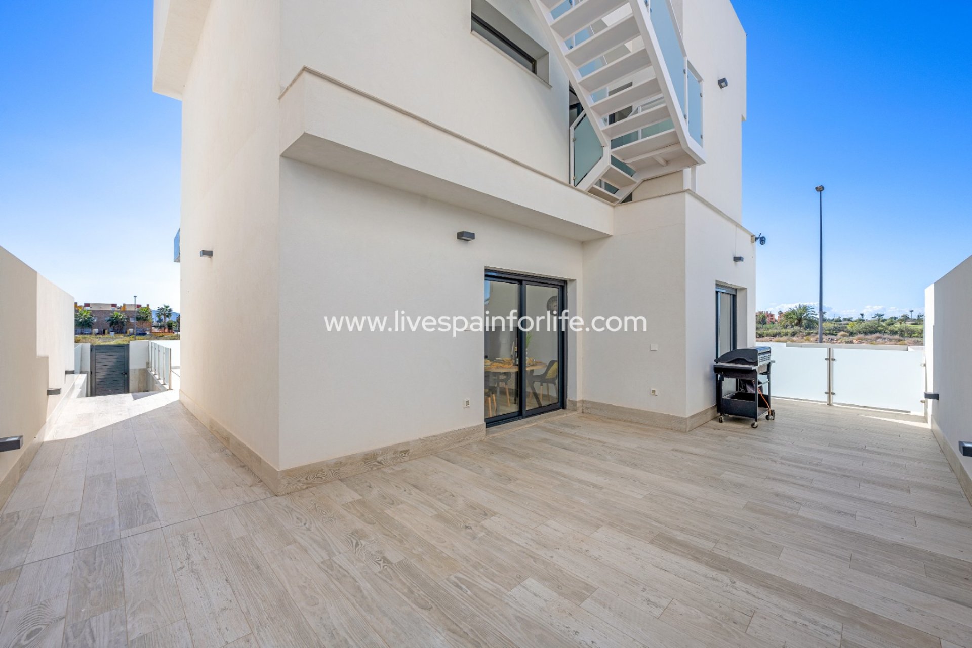  -  -
Los Alcazares - Bahia Bella