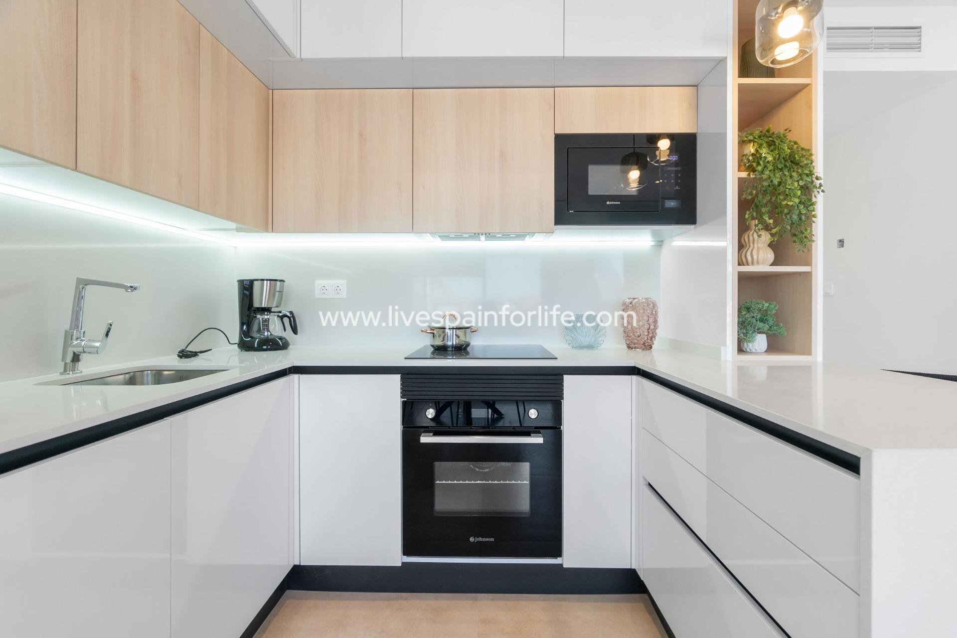  -  -
 - Los Balcones