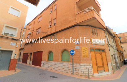 Maison de ville - Revente - Albatera -
                    Albatera